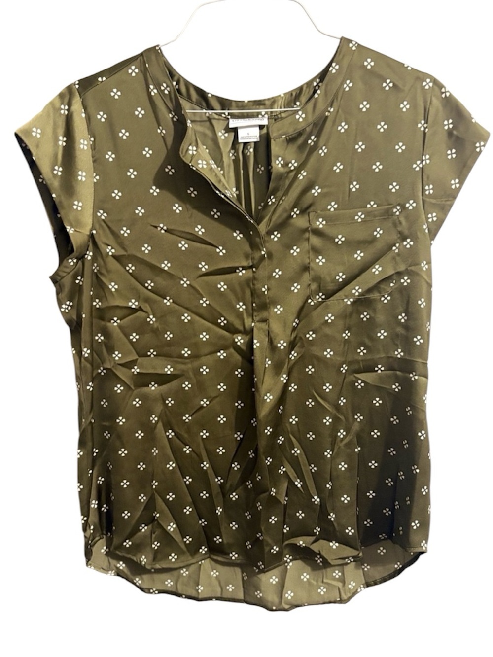 Liz Claiborne Olive Green Short Sleeve Notch-Front Blouse with White Dot Print